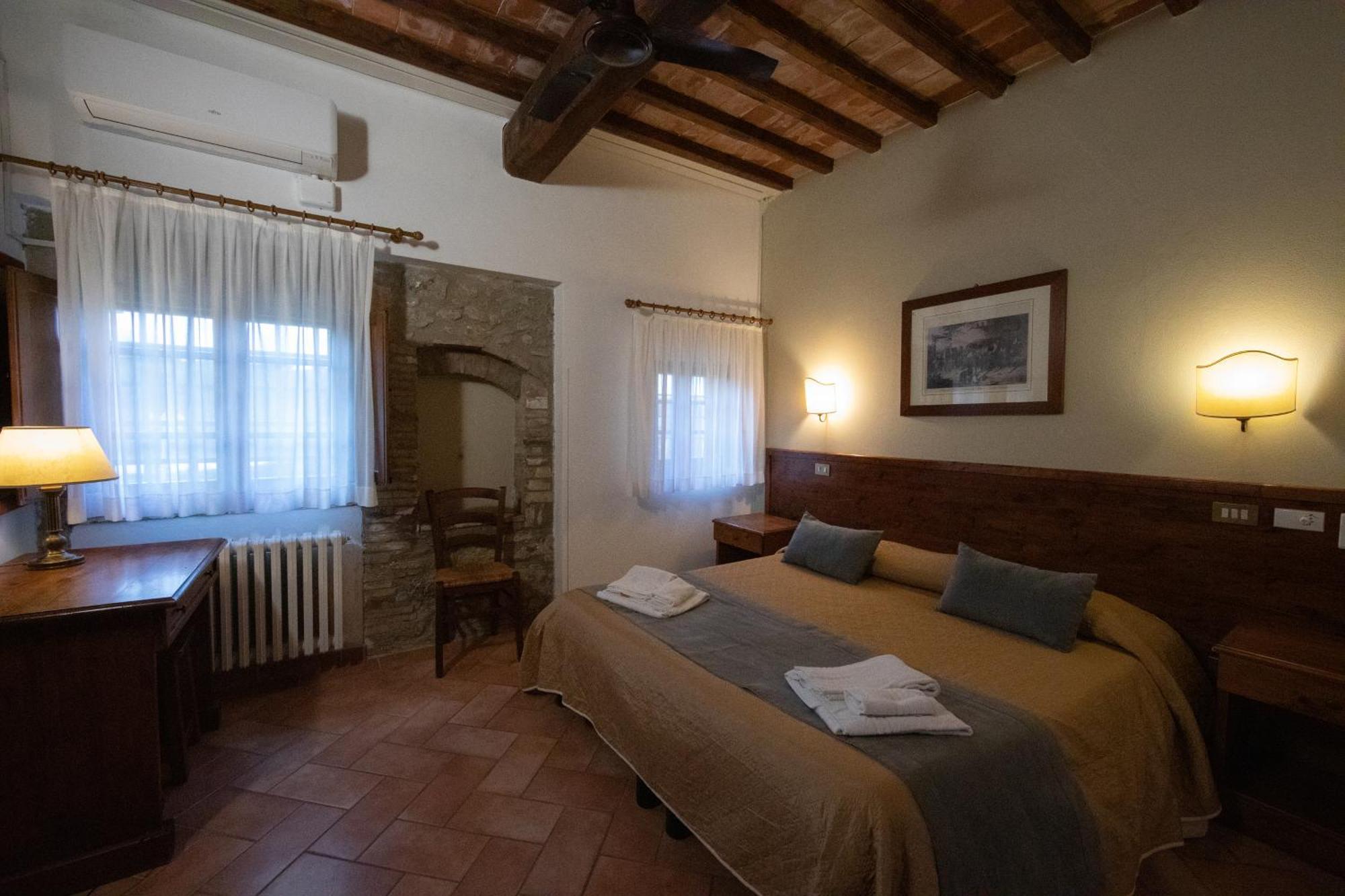 Tenuta Decimo - Il Borgo Di Mariano San Gimignano Exteriör bild