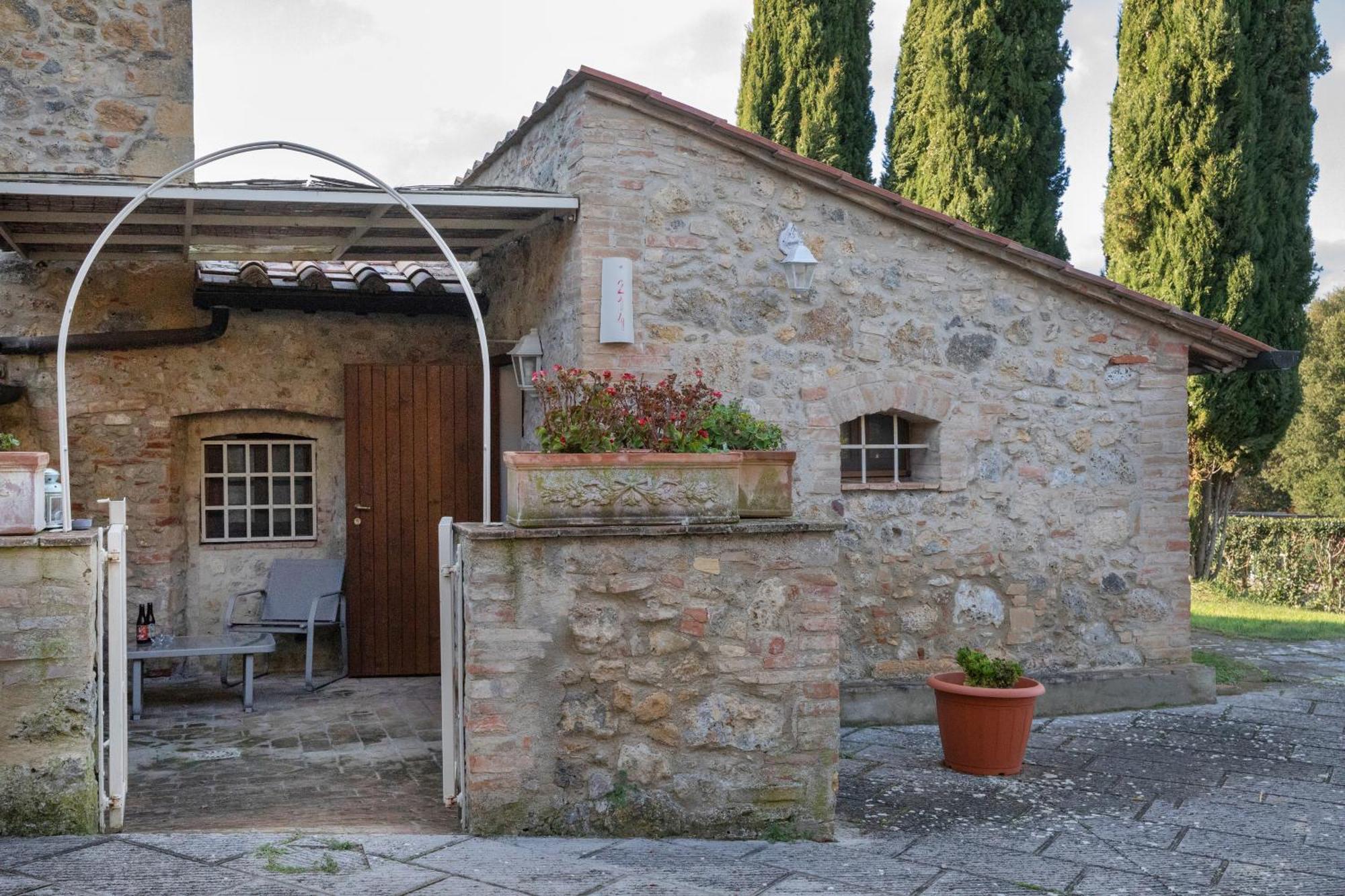 Tenuta Decimo - Il Borgo Di Mariano San Gimignano Exteriör bild